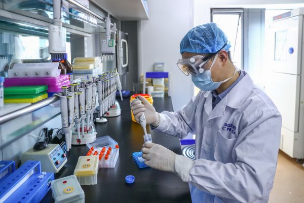 美藥管局前局長 中國新冠疫苗研發和投放速度將超越美國